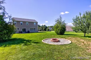 1162 Springview Ct, Middleville, MI 49333 - Photo 8