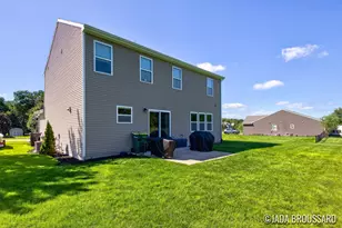 1162 Springview Ct, Middleville, MI 49333 - Photo 6