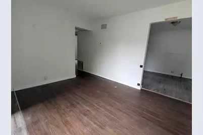 3304 Sheffer Avenue, Lansing, MI 48906 - Photo 2