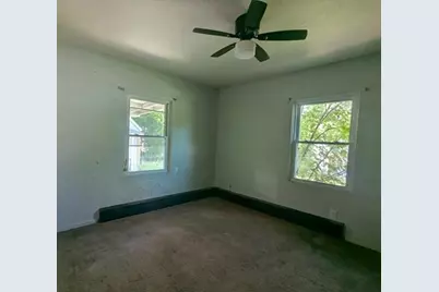 1527 Robertson Avenue, Lansing, MI 48915 - Photo 4