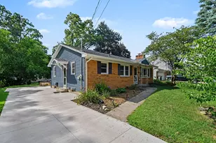 3841 Collingwood Ave SW, Wyoming, MI 49519 - Photo 2