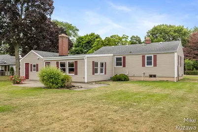 3901 Suburban Shores Drive NE, Grand Rapids, MI 49525 - Photo 24
