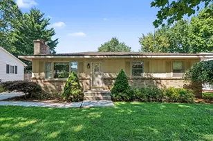 1399 Clover Crest NW, Grand Rapids, MI 49504 - Photo 6