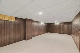 1399 Clover Crest NW, Grand Rapids, MI 49504 - Photo 26