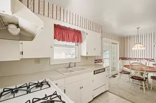 1399 Clover Crest NW, Grand Rapids, MI 49504 - Photo 14