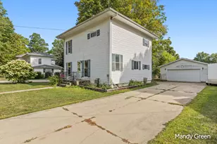 113 W Maple St, Marion City, MI 48811 - Photo 2