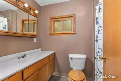 113 W Maple Street, Marion City, MI 48811 - Photo 12