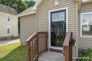 703 Pearl St, Belding, MI 48809 - Photo 4