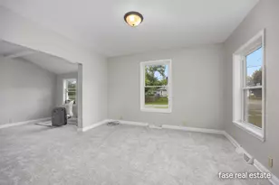 703 Pearl St, Belding, MI 48809 - Photo 6