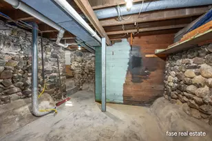 703 Pearl St, Belding, MI 48809 - Photo 16