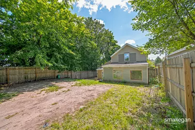 413 Breens Court SW, Grand Rapids, MI 49503 - Photo 2