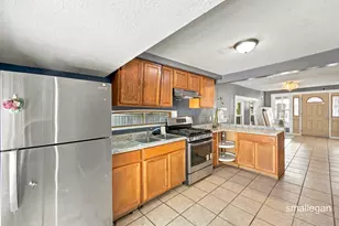 413 Breens Ct SW, Grand Rapids, MI 49503 - Photo 8