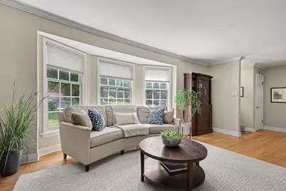 955 San Jose Drive SE, East Grand Rapids, MI 49506 - Photo 4