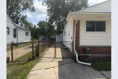 8144 Orchard Avenue, Warren, MI 48089 - Photo 2