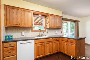 1633 Woodview St, Jenison, MI 49428 - Photo 14