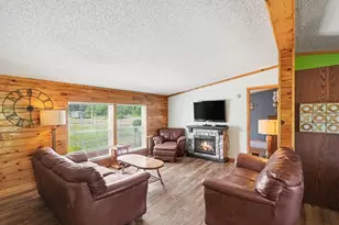 23410 N County Line Rd, Newaygo, MI 49337 - Photo 14