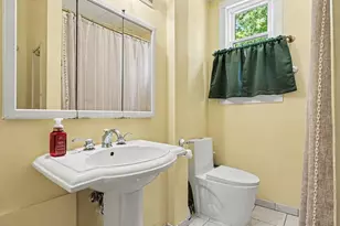 412 Prospect St, Cadillac, MI 49601 - Photo 12