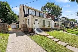 1018 Cooper Ave SE, Grand Rapids, MI 49507 - Photo 2