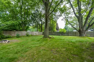 2351 Fountain Ln, Stevensville, MI 49127 - Photo 36
