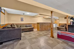 2410 Rossiter Pl, Lansing, MI 48911 - Photo 26