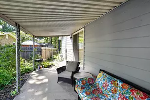 2410 Rossiter Pl, Lansing, MI 48911 - Photo 34
