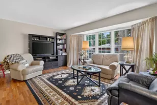 2410 Rossiter Pl, Lansing, MI 48911 - Photo 10