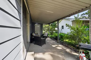 2410 Rossiter Pl, Lansing, MI 48911 - Photo 34