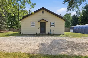 7531 County Farm Rd, Greenville, MI 48838 - Photo 1