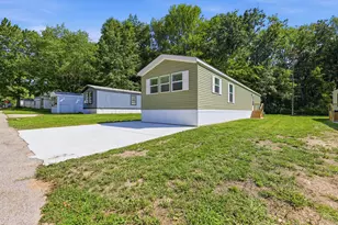 10658 Orion Dr NE, Rockford, MI 49341 - Photo 4