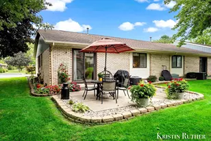 3168 Beechnut Ln, Hudsonville, MI 49426 - Photo 2
