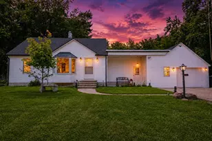 3325 Taft Ave SW, Wyoming, MI 49519 - Photo 2