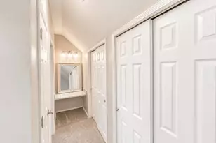 1926 Oakland Dr, Kalamazoo, MI 49008 - Photo 22