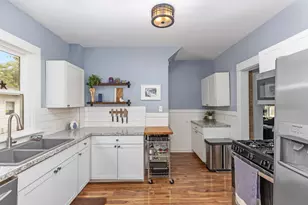 1027 Dallas Ave SE, Grand Rapids, MI 49507 - Photo 16