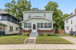 1027 Dallas Ave SE, Grand Rapids, MI 49507 - Photo 1