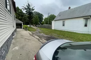 2954 Goodson St, Hamtramck, MI 48212 - Photo 8