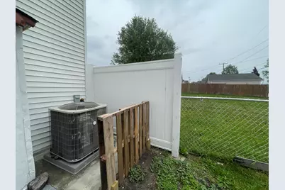2954 Goodson Street, Hamtramck, MI 48212 - Photo 14