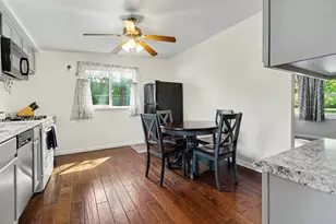 48542 Sully Dr, Belleville, MI 48111 - Photo 10