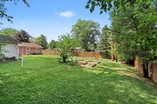 48542 Sully Dr, Belleville, MI 48111 - Photo 22