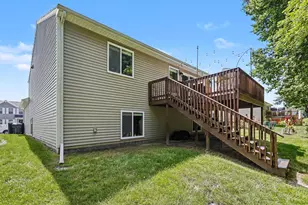 573 N Cygnet Lake Dr, Benton Harbor, MI 49022 - Photo 24