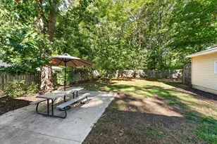 2217 W Lakewood Blvd, Holland, MI 49424 - Photo 38