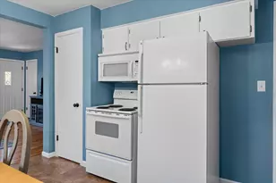2217 W Lakewood Blvd, Holland, MI 49424 - Photo 14