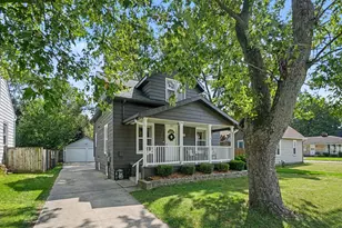 311 Michigan St, Zeeland, MI 49464 - Photo 4