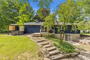 7246 Rezen Dr NE, Rockford, MI 49341 - Photo 2
