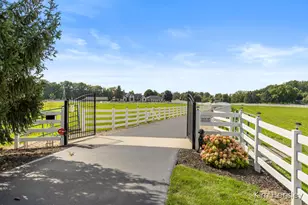 8769 E Paris Ave SE, Caledonia, MI 49316 - Photo 10