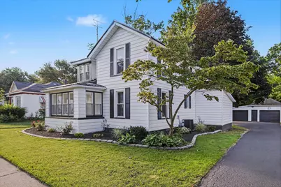 105 W Telegraph, Dowagiac, MI 49047 - Photo 2