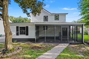 105 W Telegraph, Dowagiac, MI 49047 - Photo 28