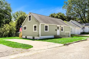 104 Sunnyside Ct, Greenville, MI 48838 - Photo 4