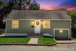 104 Sunnyside Ct, Greenville, MI 48838 - Photo 2