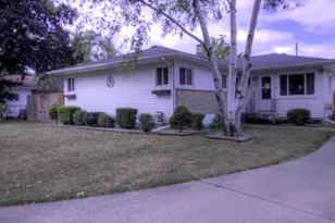 2309 Mayfield Rd, Saginaw, MI 48602 - Photo 2