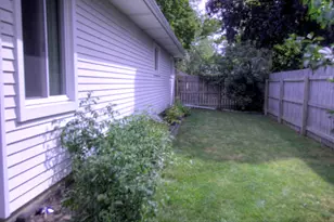 2309 Mayfield Rd, Saginaw, MI 48602 - Photo 4